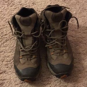 Men’s oboe hiking boot size 10.5